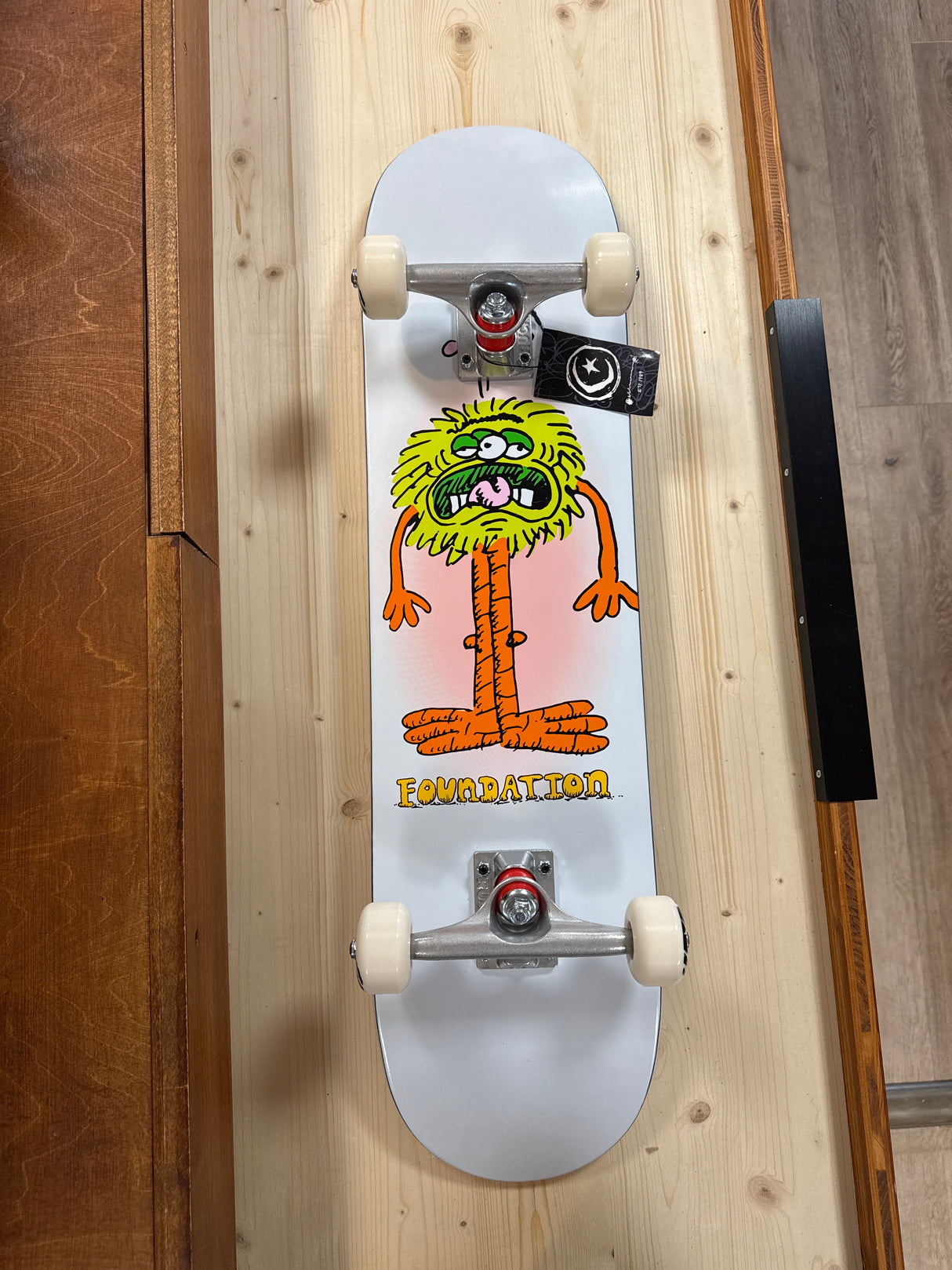 Green Monster white, 7.75